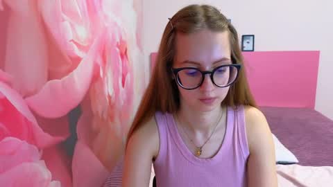 Kristina Adel online show from 04/01/26, 06:25