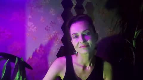 Snapshot of kristinagold44 chatting on 01/07/25, 07:17 Kristina online show from 01/07/25, 07:17