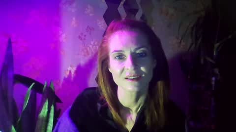 Snapshot of kristinagold44 chatting on 01/16/25, 04:18 Kristina online show from 01/16/25, 04:18