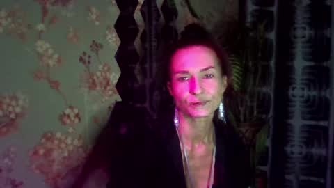 Snapshot of kristinagold44 chatting on 03/02/25, 10:16 Kristina online show from 03/02/25, 10:16