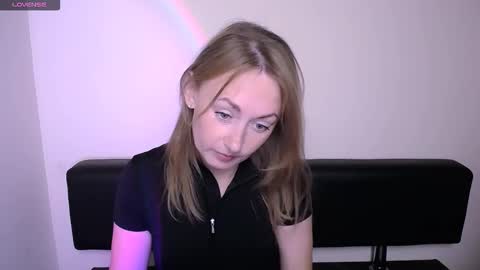 Snapshot of kristinahech_ chatting on 09/27/25, 07:46 Kristi online show from 09/27/25, 07:46