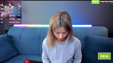 Snapshot of kristinasexyhot chatting on 06/05/26, 12:11 Muscle Queen online show from 06/05/26, 12:11
