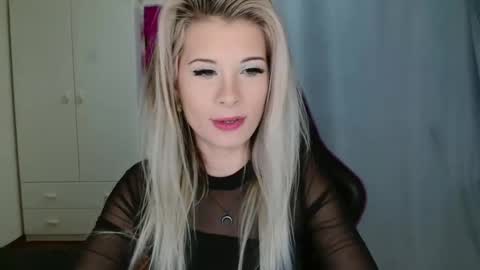 KristineAmore online show from 10/30/25, 07:21