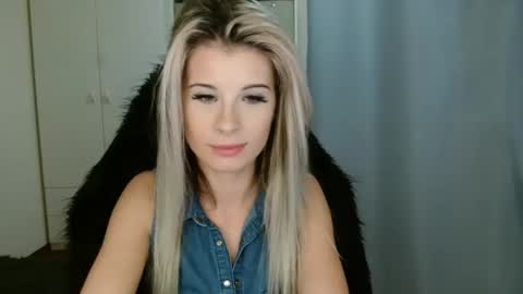 KristineAmore online show from 11/18/25, 07:29