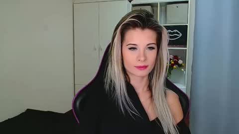 KristineAmore online show from 01/07/26, 07:22