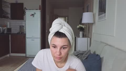 Kristi online show from 10/30/25, 04:47