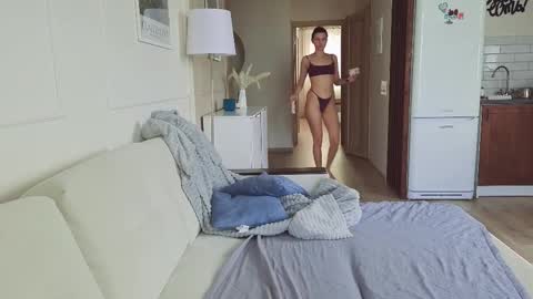 Kristi online show from 10/20/25, 07:31