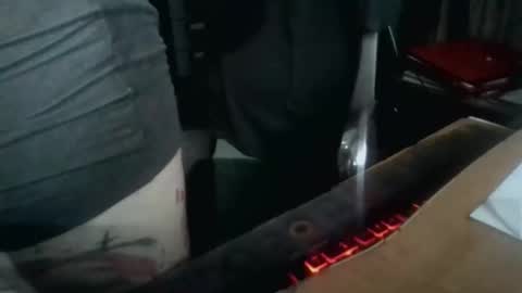 Snapshot of kristo2323 chatting on 10/18/25, 12:02 kristo2323 online show from 10/18/25, 12:02