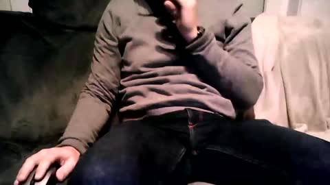 kristoffer220 online show from 01/01/25, 07:43