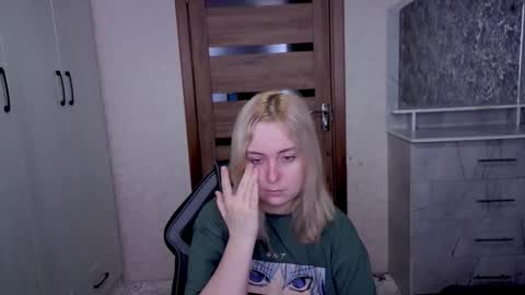 Kristy online show from 03/26/26, 03:12