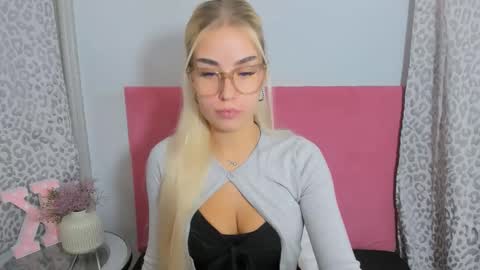 KristyFlowers online show from 11/15/25, 09:11