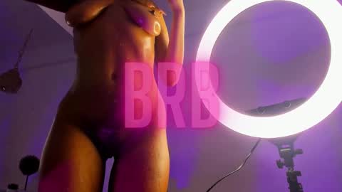 Cristina online show from 02/12/25, 05:48