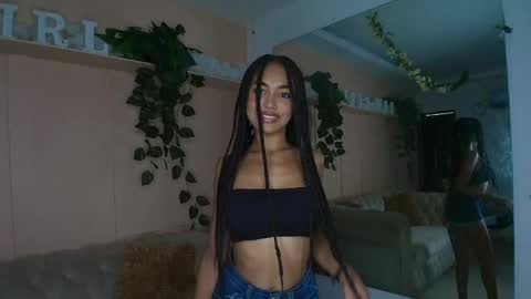 Cristina online show from 09/17/25, 07:37