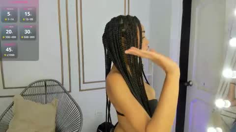 Cristina online show from 09/19/25, 06:19