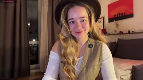 Snapshot of kristyspiritedaway chatting on 03/09/25, 05:39 Kristy Nip slip shady Best model on CB online show from 03/09/25, 05:39