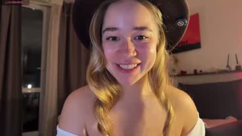 Snapshot of kristyspiritedaway chatting on 03/09/25, 08:42 Kristy Nip slip shady Best model on CB online show from 03/09/25, 08:42