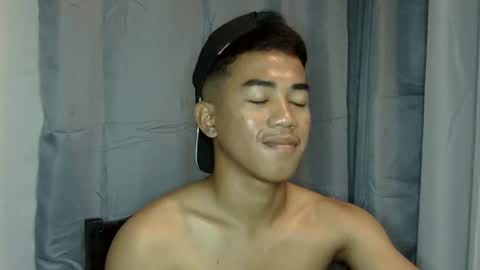 kritthanarkorn online show from 11/26/25, 02:40