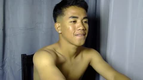 kritthanarkorn online show from 12/04/25, 02:48