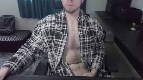 Snapshot of krocr_iras chatting on 10/25/25, 02:02 Lucas Edu online show from 10/25/25, 02:02