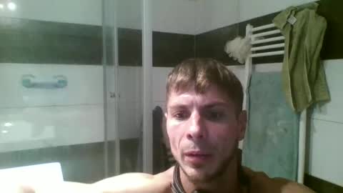 Snapshot of kronoss23 chatting on 10/22/25, 03:45 kronoss23 online show from 10/22/25, 03:45