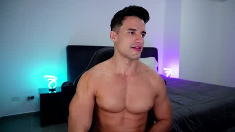 Snapshot of krops_ chatting on 02/08/25, 12:06 KROPS online show from 02/08/25, 12:06