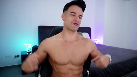 Snapshot of krops_ chatting on 03/07/25, 04:00 KROPS online show from 03/07/25, 04:00