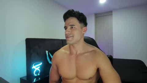 Snapshot of krops_ chatting on 10/09/25, 03:48 KROPS online show from 10/09/25, 03:48