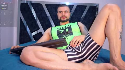 Kroy Wood online show from 10/15/25, 11:54