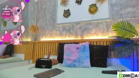 Snapshot of krystal_rosse_ chatting on 07/14/26, 06:46 krystal online show from 07/14/26, 06:46