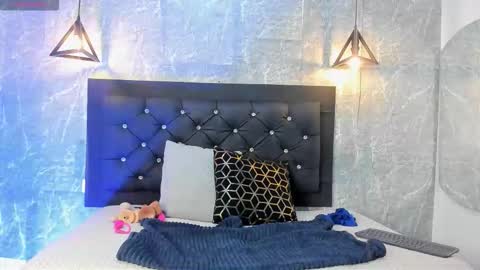 Kystal Taylor online show from 11/23/25, 11:54