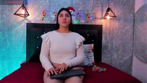 Kystal Taylor online show from 12/17/25, 11:27