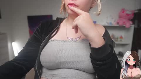 Snapshot of krystalsyxx chatting on 09/27/25, 10:59 Krystal Syx online show from 09/27/25, 10:59