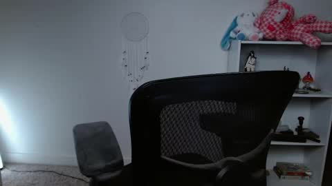 Krystal Syx online show from 04/14/26, 04:46