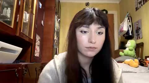 Snapshot of krystleprzygocki chatting on 02/02/26, 04:49 Mira online show from 02/02/26, 04:49