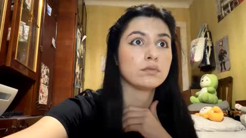 Snapshot of krystleprzygocki chatting on 02/13/26, 08:27 Mira online show from 02/13/26, 08:27