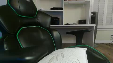 Kevin online show from 12/29/24, 07:39