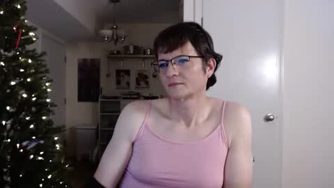 Snapshot of ktrichards77 chatting on 11/10/25, 11:04 Cait online show from 11/10/25, 11:04