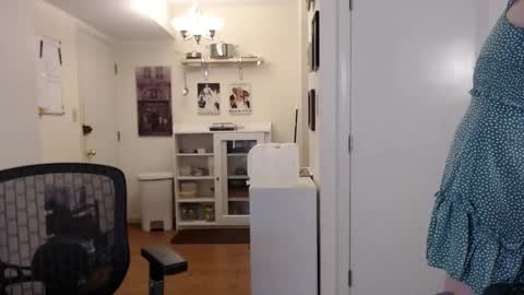 Cait online show from 06/03/26, 02:47