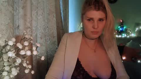 Annika  MTF ts post -op online show from 01/03/25, 10:20