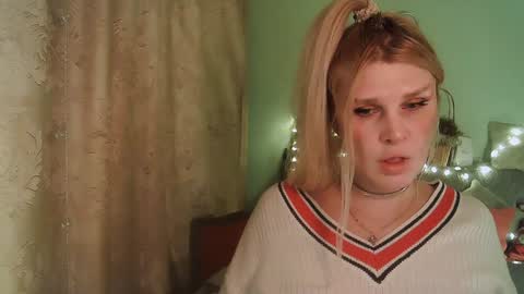 Annika  MTF ts post -op online show from 01/16/25, 01:36