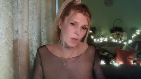 Annika  MTF ts post -op online show from 01/24/25, 10:43