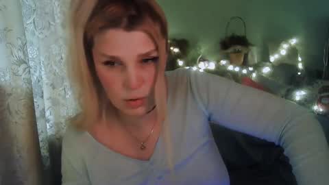 Annika  MTF ts post -op online show from 02/09/25, 11:14