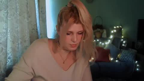 Annika  MTF ts post -op online show from 02/27/25, 10:48