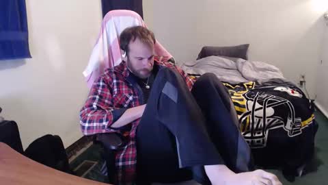 Kuggy online show from 11/21/25, 11:36