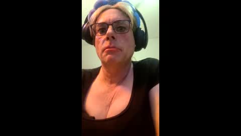 kullinky69 online show from 12/19/25, 04:30