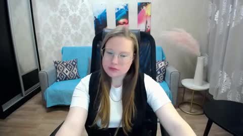 kuri_u online show from 01/07/26, 11:56