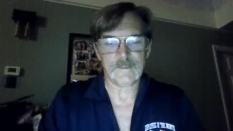 Snapshot of kurt3398 chatting on 05/28/26, 01:25 kurt3398 online show from 05/28/26, 01:25