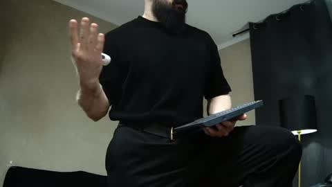 kurt_stone1 online show from 04/22/26, 08:32