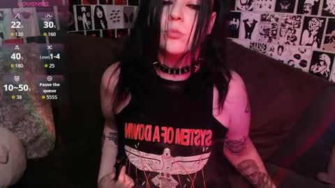 Kvopa online show from 11/18/25, 08:13