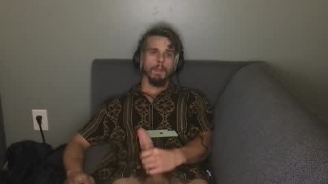 Snapshot of kxng222 chatting on 10/18/25, 04:37 kxng222 online show from 10/18/25, 04:37